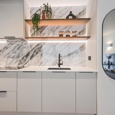 Bow Lane By Aeria Apartments Лондон Екстериор снимка